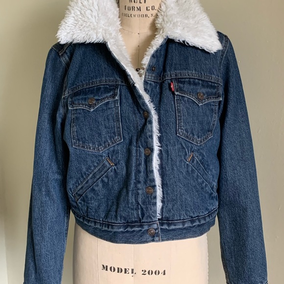 LEVI STRAUSS & CO. JEAN JACKET - Picture 2 of 9